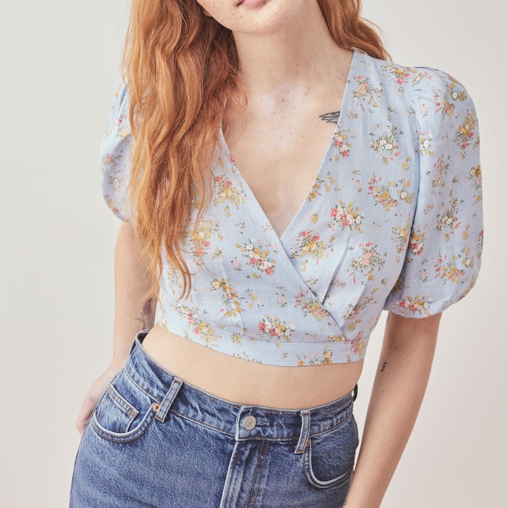 Reformation Biscotti Linen Top in Grazia